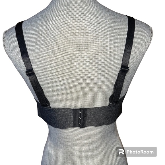 NWT STRM LINE BRA WIREFREE SIZE 40D - Picture 2 of 13